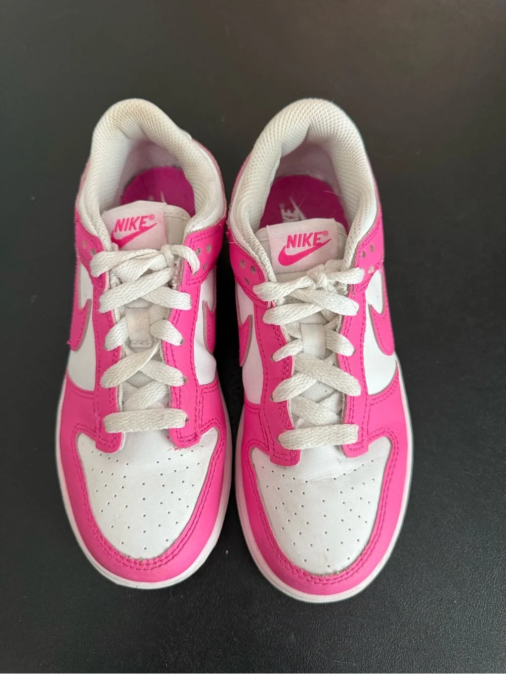 Nike Dunk Kids Low-Top Sneakers in White and Hot Pink Youth 2
